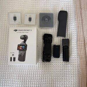 DJI Osmo Pocket 3 Capture More Combo